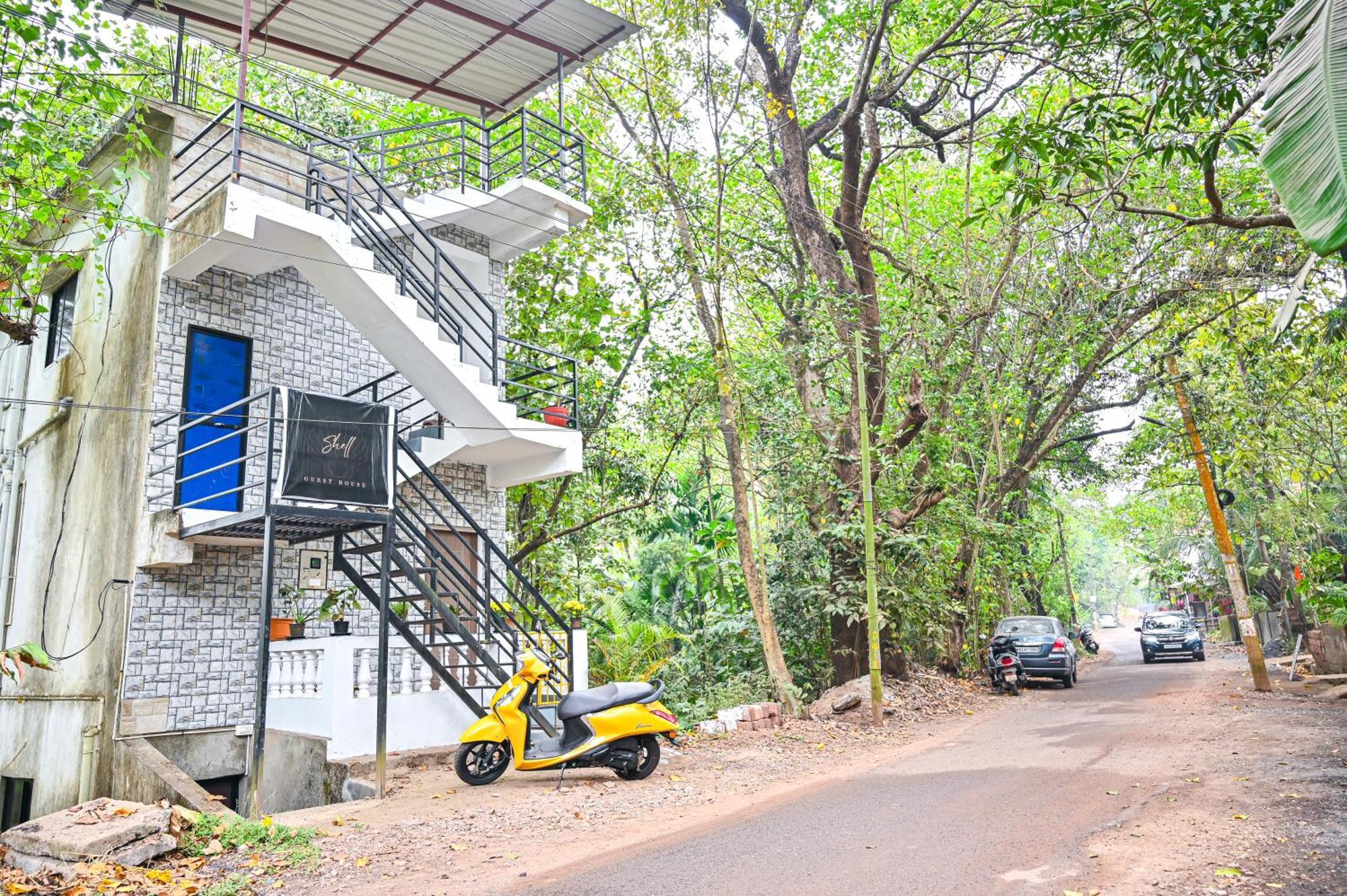 Shell House - Private Stay With Garden View In Arambol Mandrem Exterior photo